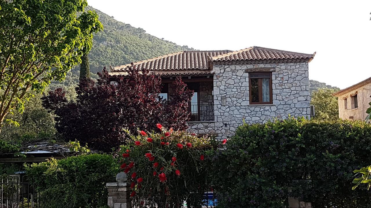 Castello Bellos Villas & Apartments Kerí Kültér fotó