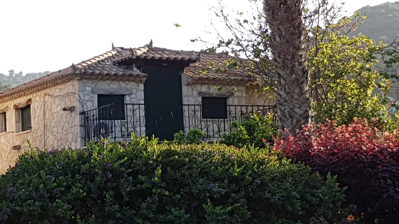 Castello Bellos Villas & Apartments Kerí Kültér fotó