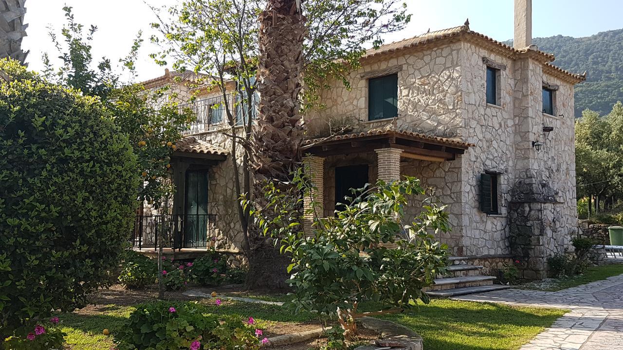 Castello Bellos Villas & Apartments Kerí Kültér fotó