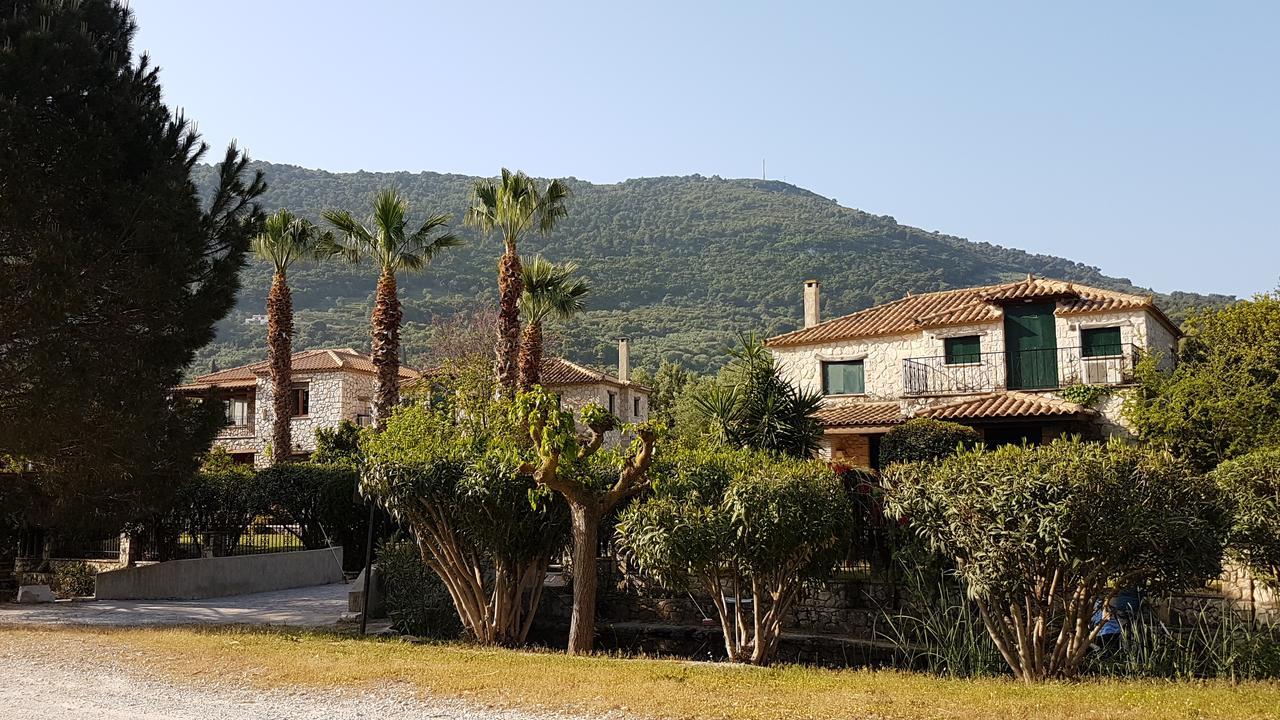 Castello Bellos Villas & Apartments Kerí Kültér fotó