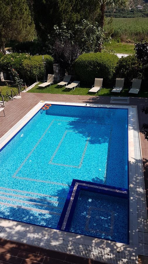 Castello Bellos Villas & Apartments Kerí Kültér fotó